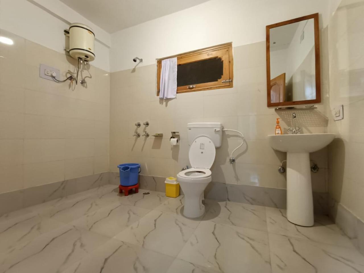 Sharda Resort-Tirthan Valley Banjār Εξωτερικό φωτογραφία