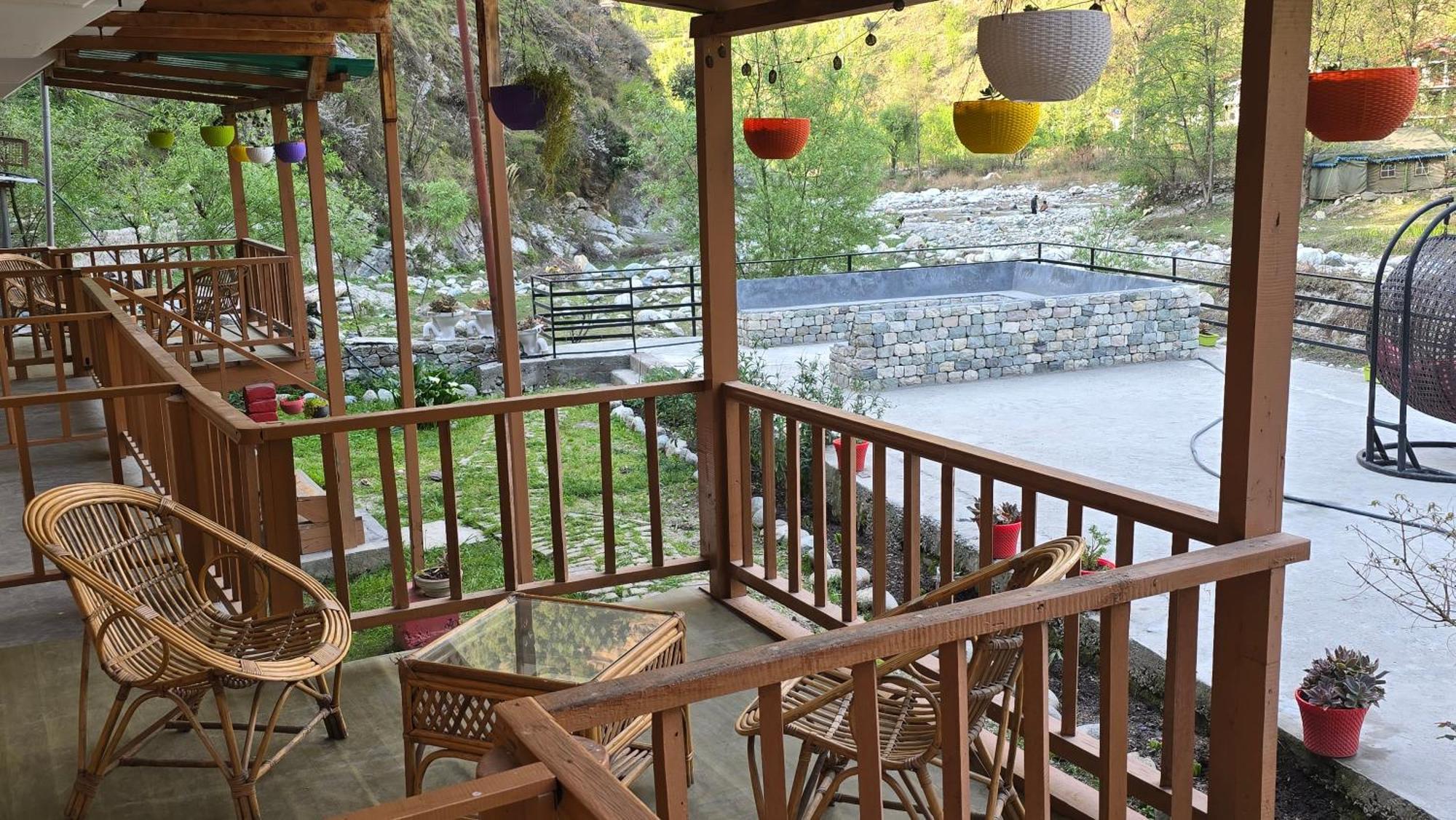 Sharda Resort-Tirthan Valley Banjār Εξωτερικό φωτογραφία